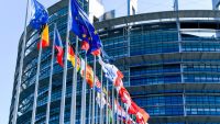 Eurodeputaţii doresc măsuri de protecţie pentru media şi ONG-uri faţă de procesele judiciare abuzive