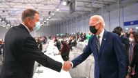 COP26: Peste 100 de lideri ai lumii, printre care Joe Biden, Ursula von der Leyen şi Klaus Iohannis, promit să pună capăt defrişărilor până în 2030