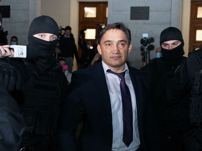 Procurorul general suspendat, Alexandr Stoianoglo, plasat sub control judiciar pentru încă 30 de zile
