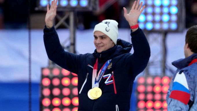 Un campion olimpic rus, suspendat 9 luni la nivel internaţional pentru că a participat la mitingul lui Putin