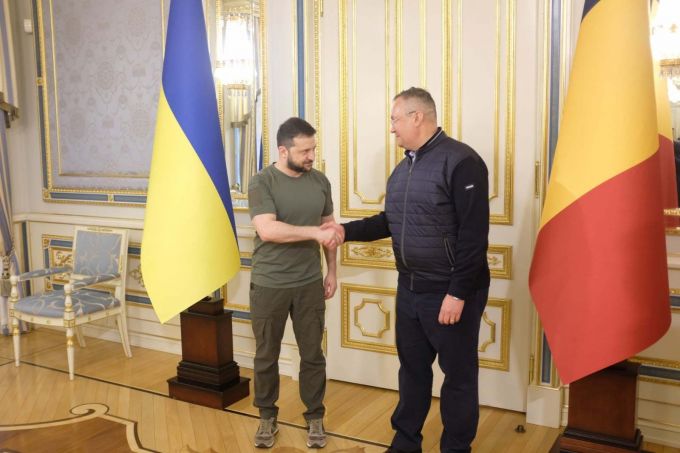 Prim-ministrul Nicolae Ciucă: Am fost onorat să îl întâlnesc astăzi, la Kiev, pe preşedintele Ucrainei, Volodimir Zelenski