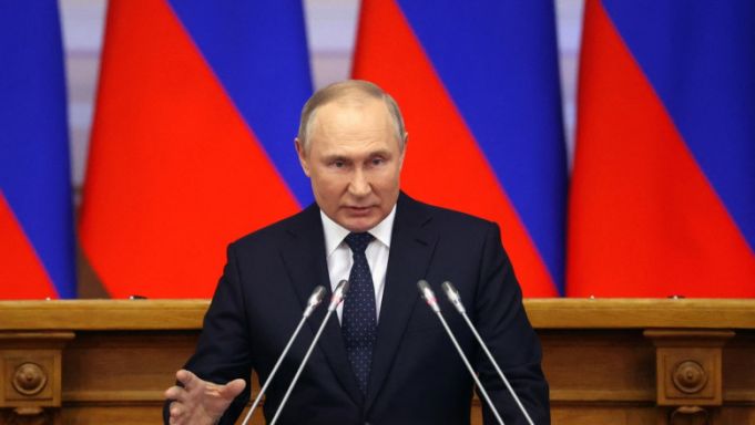 Putin le-a urat „tuturor locuitorilor Ucrainei un viitor paşnic şi drept” în timp ce le bombardează ţara şi ucide mii de civili
